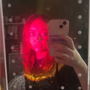 Meet your Posher, Maya